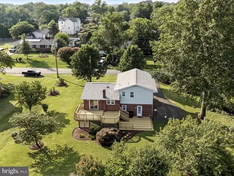 View/Area - 8917 Virginia Ave, Manassas, VA 20110 photo 10 of 12