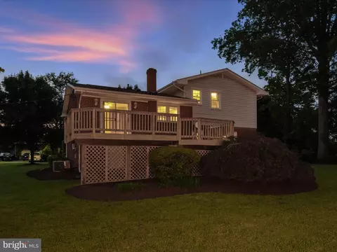 Exterior - 8917 Virginia Ave, Manassas, VA 20110 photo 24 of 25