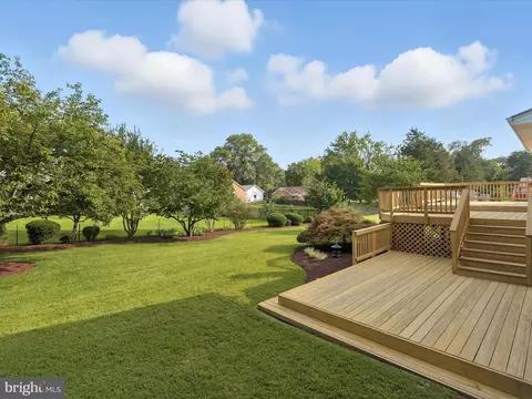 Exterior - 8917 Virginia Ave, Manassas, VA 20110 photo 8 of 25