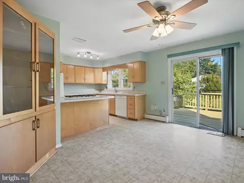 Kitchen - 8917 Virginia Ave, Manassas, VA 20110 photo 4 of 4