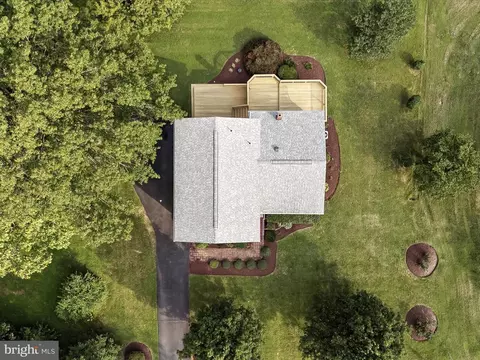 View/Area - 8917 Virginia Ave, Manassas, VA 20110 photo 2 of 12