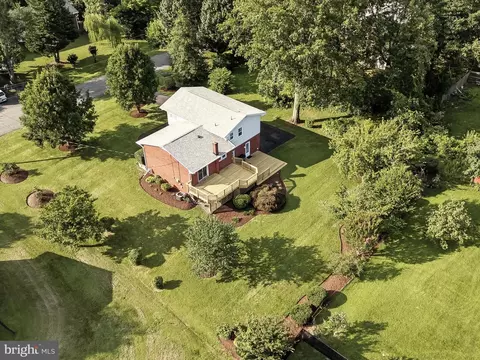 View/Area - 8917 Virginia Ave, Manassas, VA 20110 photo 5 of 12