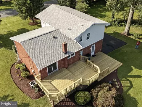 Exterior - 8917 Virginia Ave, Manassas, VA 20110 photo 19 of 25