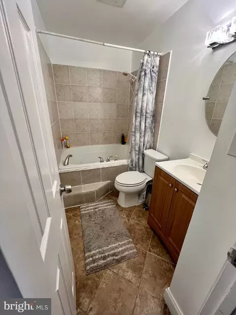 Bath - 9837 Buckner Rd, Manassas, VA 20110 photo 2 of 2