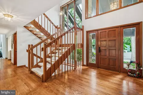 9601 Gladstone St, Manassas, VA 20110 photo 4