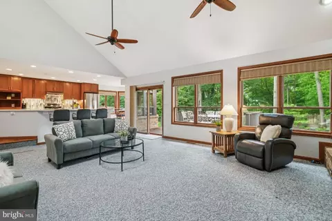 9601 Gladstone St, Manassas, VA 20110 photo 15
