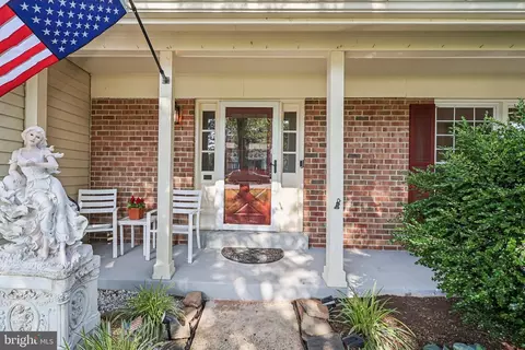Exterior - 8933 Rolling Rd, Manassas, VA 20110 photo 4 of 16