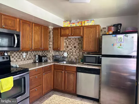 Kitchen - 8551 Braxted Ln, Manassas, VA 20110 photo 1 of 1