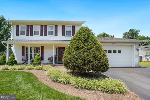 8940 Tarragon Ct, Manassas, VA 20110