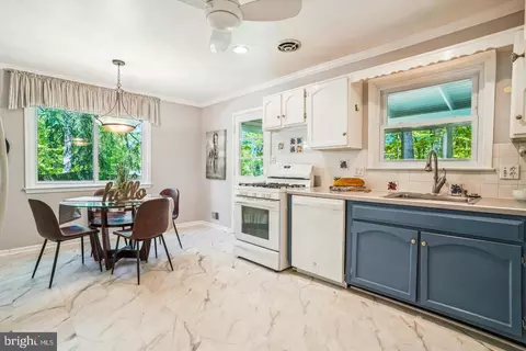 8659 Weir St, Manassas, VA 20110 photo 13