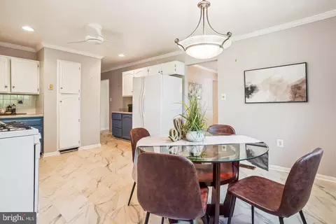 8659 Weir St, Manassas, VA 20110 photo 17