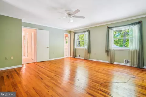 8659 Weir St, Manassas, VA 20110 photo 32