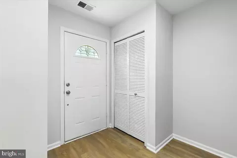 9155 Kershaw Ct, Manassas, VA 20110 photo 3
