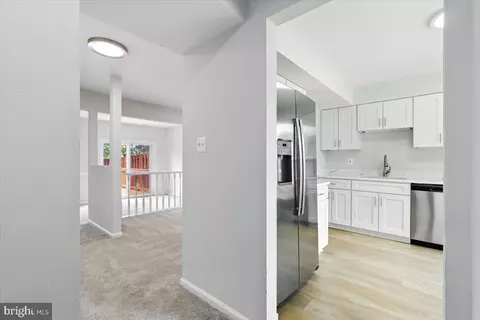 9155 Kershaw Ct, Manassas, VA 20110 photo 4