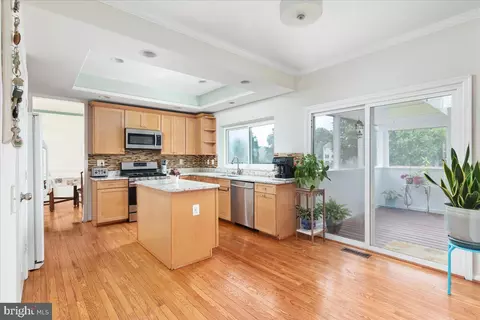 Kitchen - 8683 Nagle St, Manassas, VA 20110 photo 2 of 2