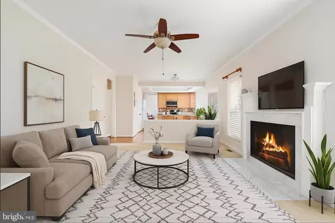 Living - 8683 Nagle St, Manassas, VA 20110 photo 3 of 6