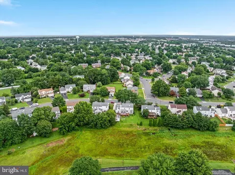 View/Area - 8683 Nagle St, Manassas, VA 20110 photo 6 of 14