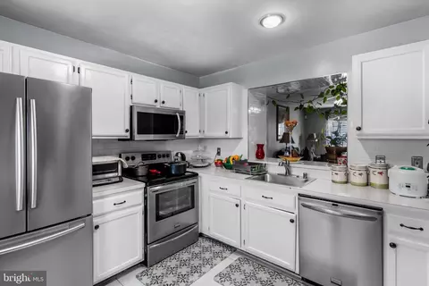 Kitchen - 8743 Deblanc Pl, Manassas, VA 20110 photo 1 of 3