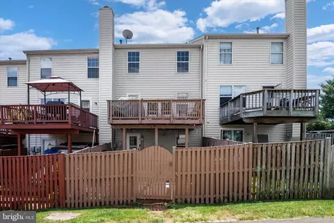 Exterior - 8743 Deblanc Pl, Manassas, VA 20110 photo 2 of 6