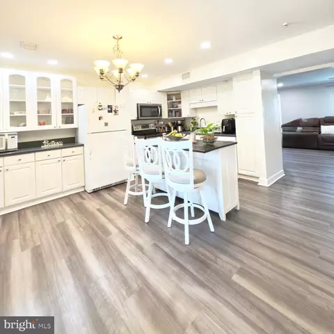 Kitchen - 9913 Hampton Rd, Manassas, VA 20110 photo 2 of 2