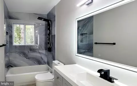 8653 Weir St, Manassas, VA 20110 photo 31