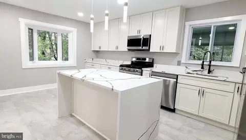 8653 Weir St, Manassas, VA 20110 photo 15