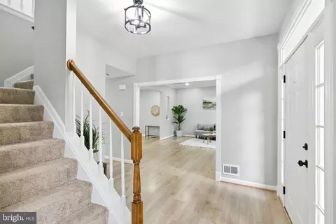8645 Beck Ln, Manassas, VA 20110 photo 6