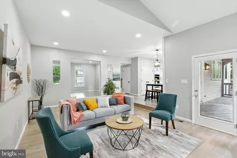 8645 Beck Ln, Manassas, VA 20110 photo 17