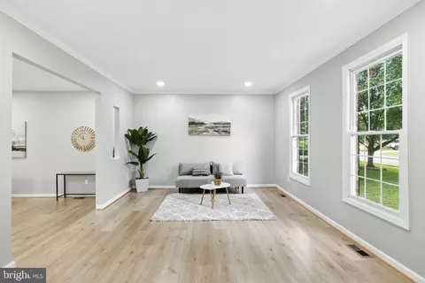 8645 Beck Ln, Manassas, VA 20110 photo 12