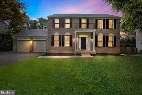 8645 Beck Ln, Manassas, VA 20110 photo 2