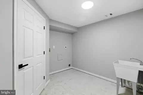 8645 Beck Ln, Manassas, VA 20110 photo 49
