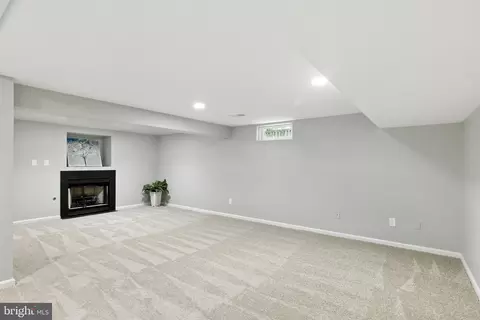8645 Beck Ln, Manassas, VA 20110 photo 19