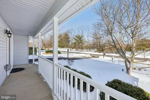 Exterior - 9395 Cloverhill Ct, Manassas, VA 20110 photo 16 of 17