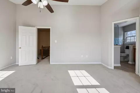 Bedroom - 9395 Cloverhill Ct, Manassas, VA 20110 photo 1 of 7