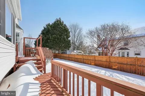 Exterior - 9395 Cloverhill Ct, Manassas, VA 20110 photo 12 of 17