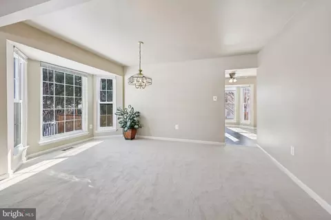 Living - 9395 Cloverhill Ct, Manassas, VA 20110 photo 3 of 10