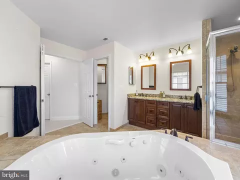 8357 Tillett Loop, Manassas, VA 20110 photo 40