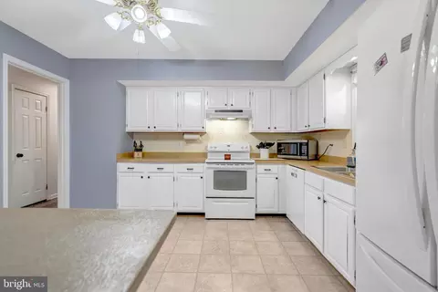 Kitchen - 10124 Trinity Ln, Manassas, VA 20110 photo 2 of 2
