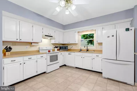 Kitchen - 10124 Trinity Ln, Manassas, VA 20110 photo 1 of 2
