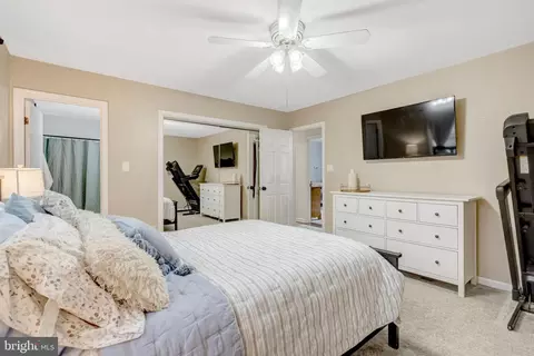 Bedroom - 10124 Trinity Ln, Manassas, VA 20110 photo 3 of 6