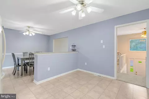 Entry Way - 10124 Trinity Ln, Manassas, VA 20110 photo 4 of 5