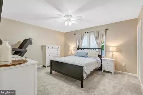Bedroom - 10124 Trinity Ln, Manassas, VA 20110 photo 1 of 6