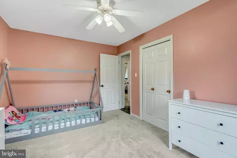 Bedroom - 10124 Trinity Ln, Manassas, VA 20110 photo 6 of 6