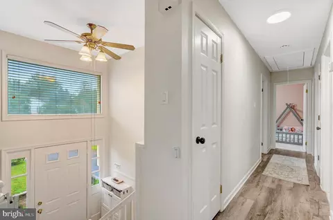 Entry Way - 10124 Trinity Ln, Manassas, VA 20110 photo 1 of 5
