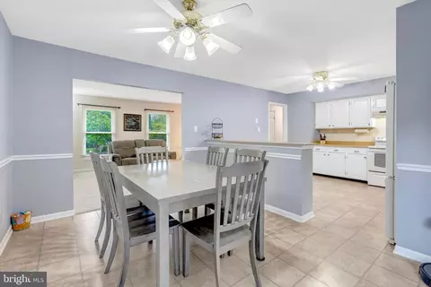 Dining - 10124 Trinity Ln, Manassas, VA 20110 photo 2 of 2