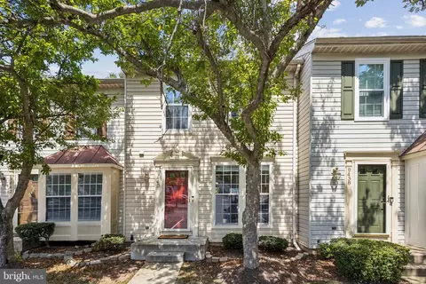9440 Teaberry Ct, Manassas, VA 20110