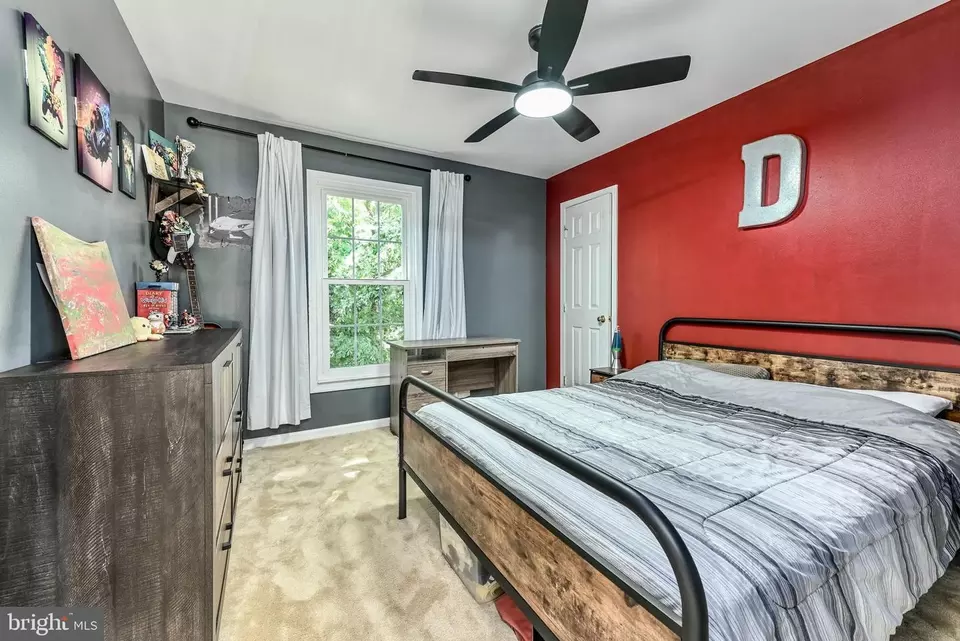 Bedroom - 9521 Vinnia Ct, Manassas, VA 20110 photo 5 of 6