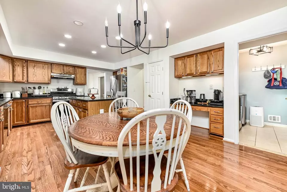 Kitchen - 9521 Vinnia Ct, Manassas, VA 20110 photo 3 of 4