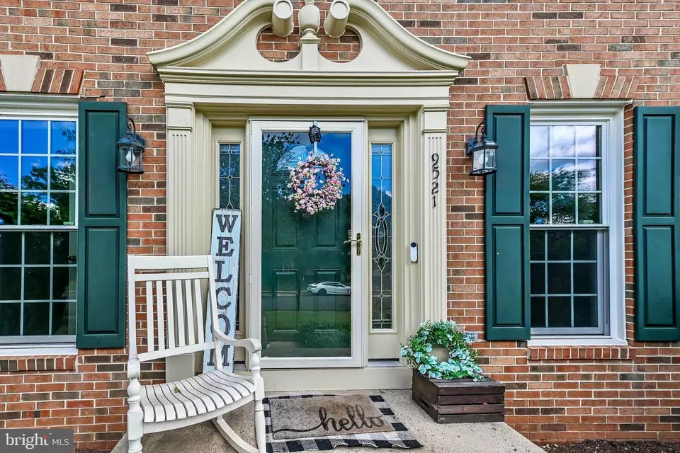 Exterior - 9521 Vinnia Ct, Manassas, VA 20110 photo 15 of 15