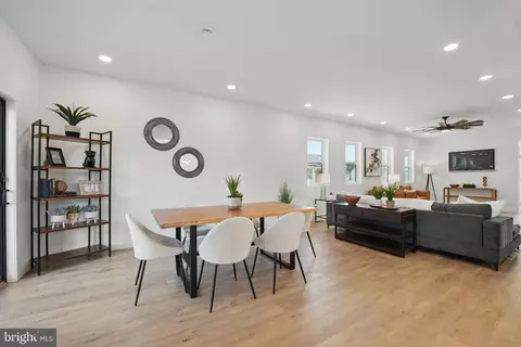 Dining - 9309 Maple St, Manassas, VA 20110 photo 1 of 3